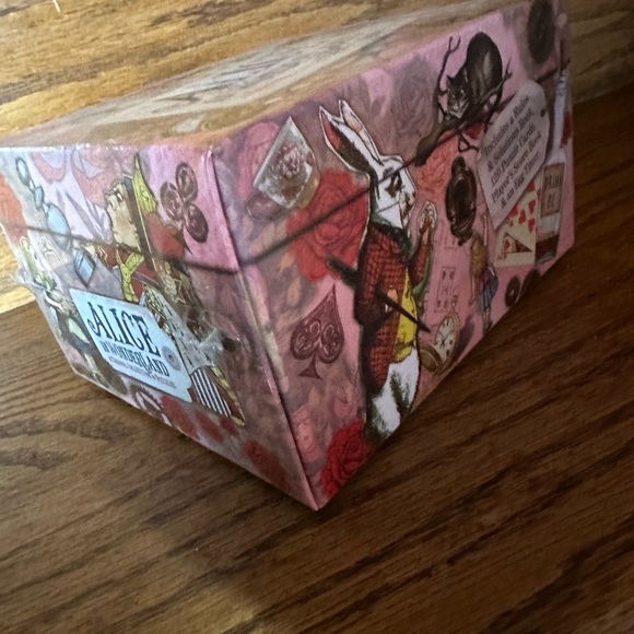Alice in Wonderland A Curious Collection of Puzzles NIB brain teasers word games - Picture 3 of 5